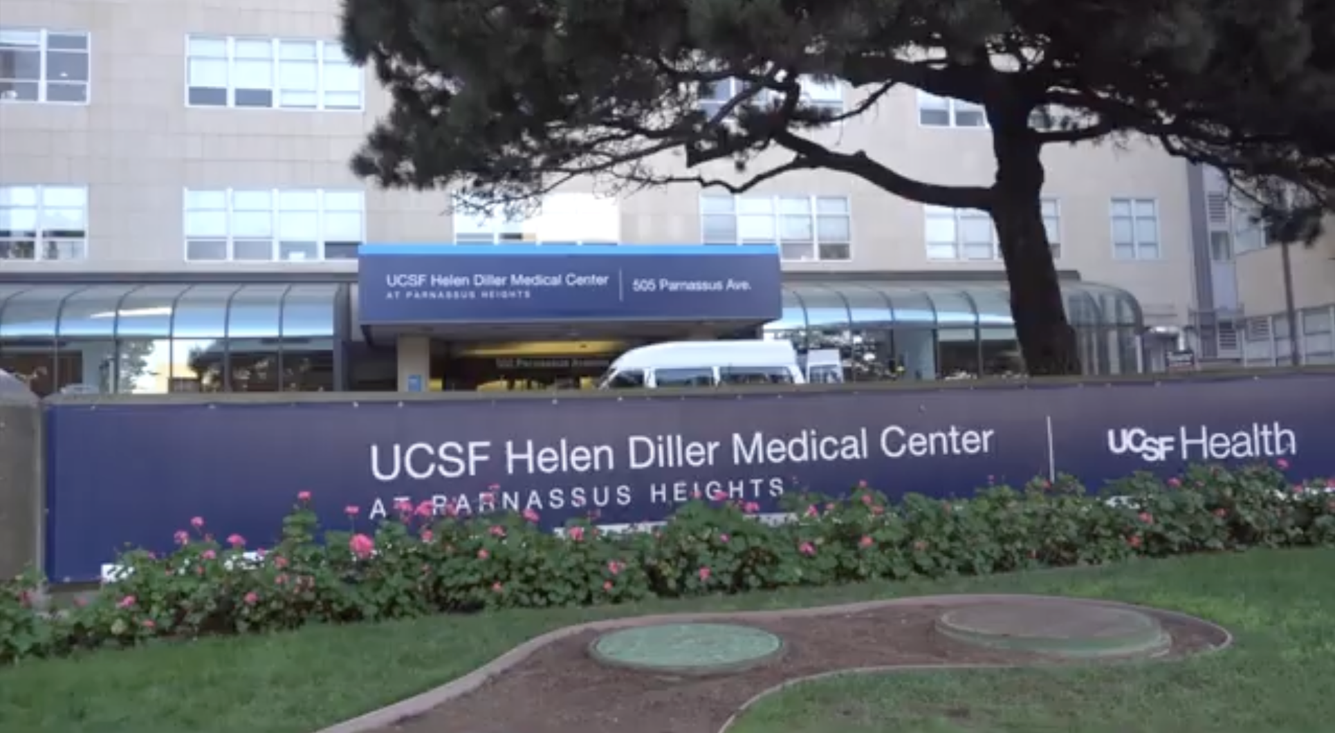 the Helen Diller hospital entrance at Parnassus Heights